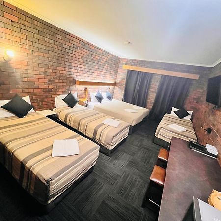Two Rivers Motel Wentworth 외부 사진